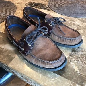Sperry boat shoes